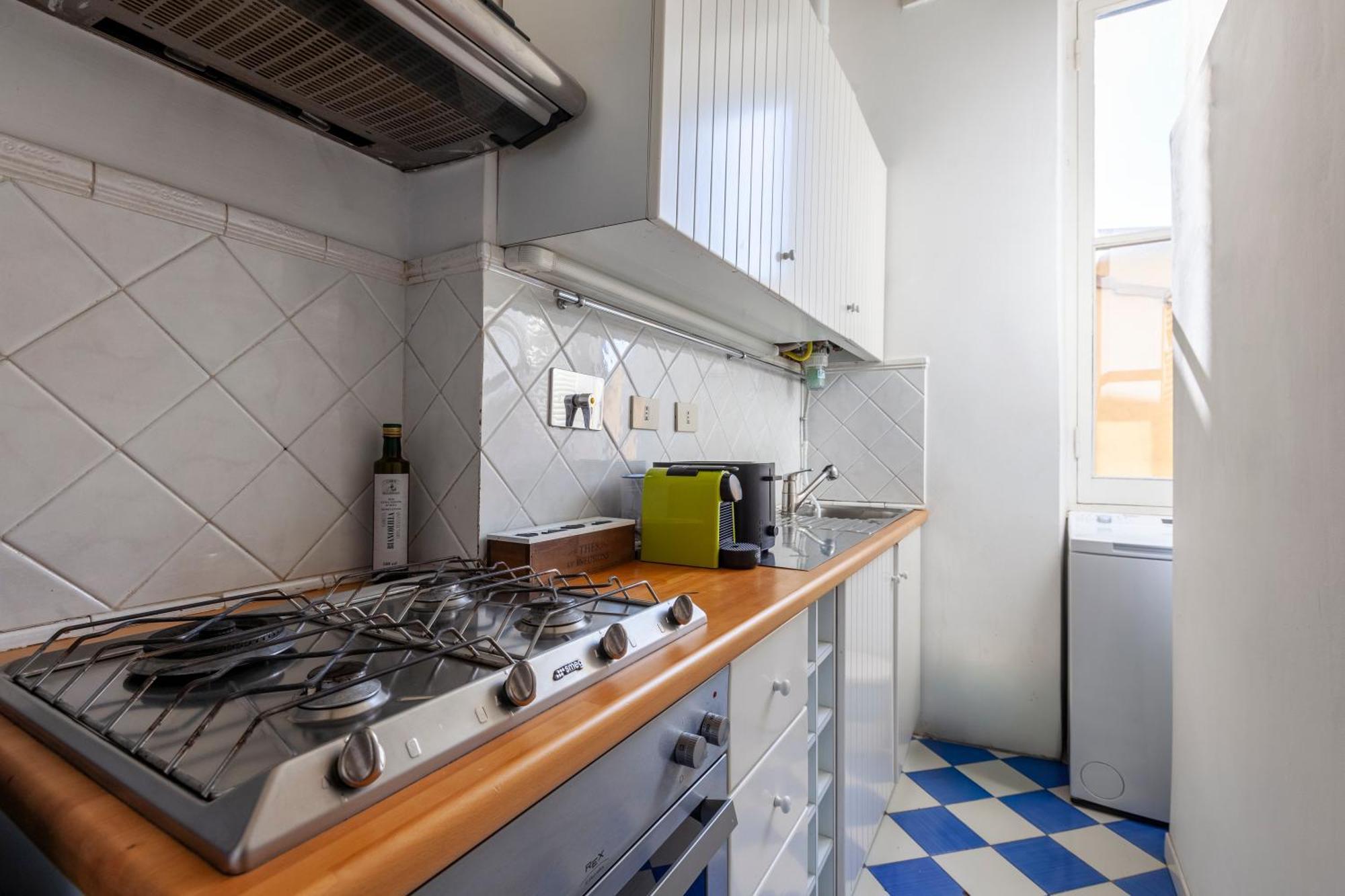 Spanish Steps Charming Apartment Рим Экстерьер фото